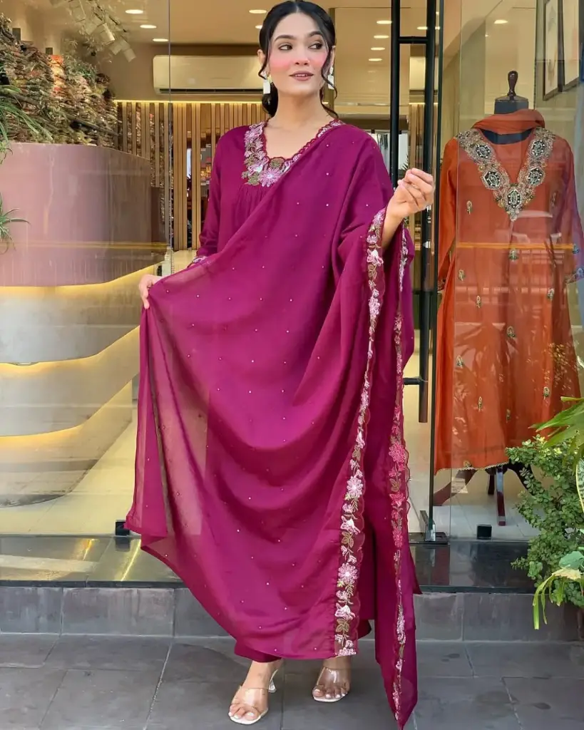 Cotton 60-60 Embroidered Kurta Set ✨ (M/38)