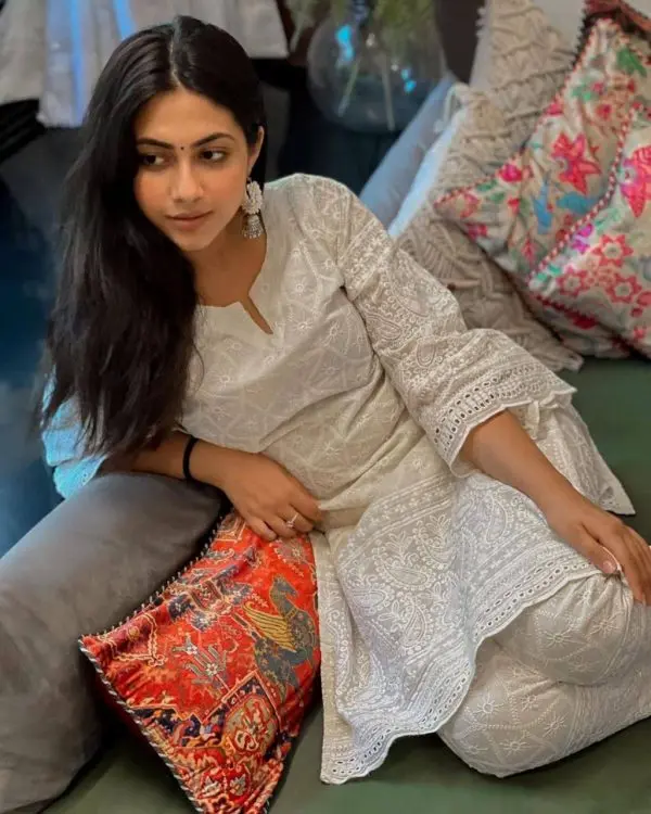 Chikankari Kurti Set (M/38)